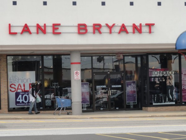 group of shoplifters hits mayfield heights store group of shoplifters hits mayfield heights store