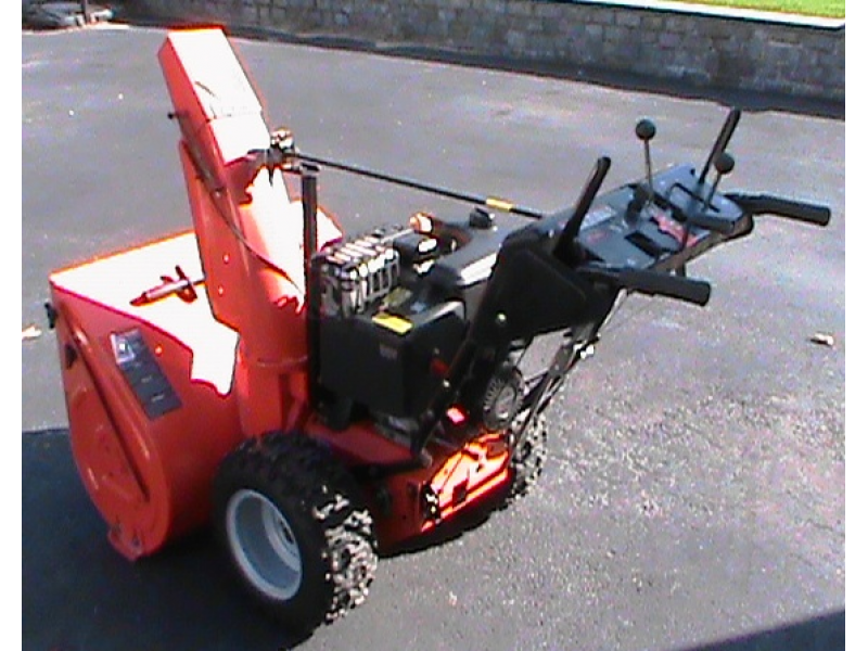 Ariens Sno-thro 1332-pro Model# 924516 Snow Blower -excellent Condition 