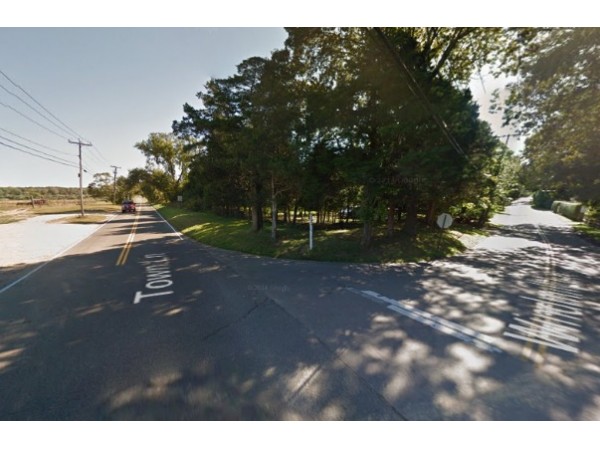 amagansett single guys Listing information your mama was able to tease out of the interweb shows the gay guys’ very 1970s contemporary crib is nestled into the gorgeous and rolling dunes of amagansett on a 67 acre parcel with 110-feet of pristine and prime ocean frontage. amagansett single guys Listing information your mama was able to tease out of the interweb shows the gay guys’ very 1970s contemporary crib is nestled into the gorgeous and rolling dunes of amagansett on a 67 acre parcel with 110-feet of pristine and prime ocean frontage.