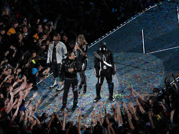 WHS’s Robot Rocks Out with Black Eyed Peas on TV Special Sunday