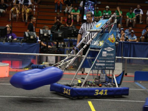 WHS’s Robot Rocks Out with Black Eyed Peas on TV Special Sunday