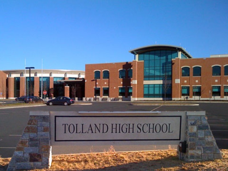 town-manager-tolland-high-school-foundation-not-crumbling-tolland