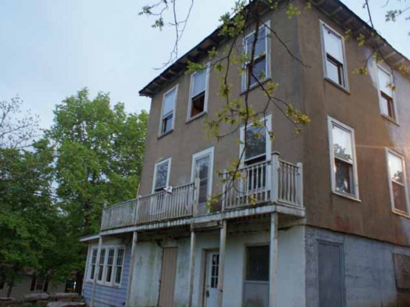 Haunted Morse Mill Hotel Puts Ps In Nights Eureka Mo Patch