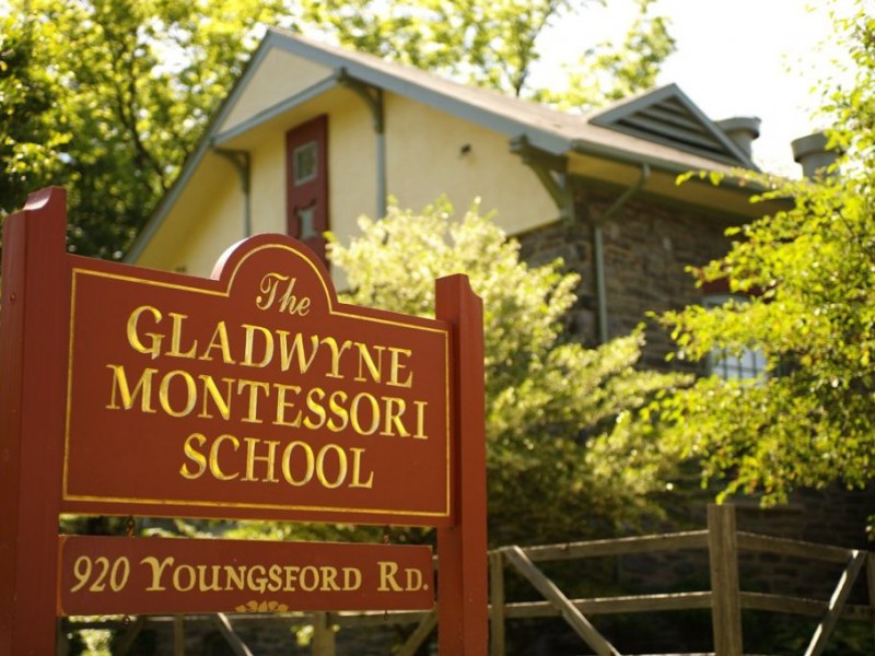gladwyne-montessori-students-study-history-beyond-the-classroom-walls