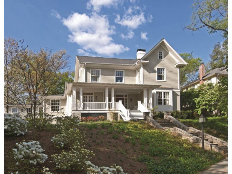 Worth the Wait Family Renovates 1917 American Farmhouse Del Ray, VA