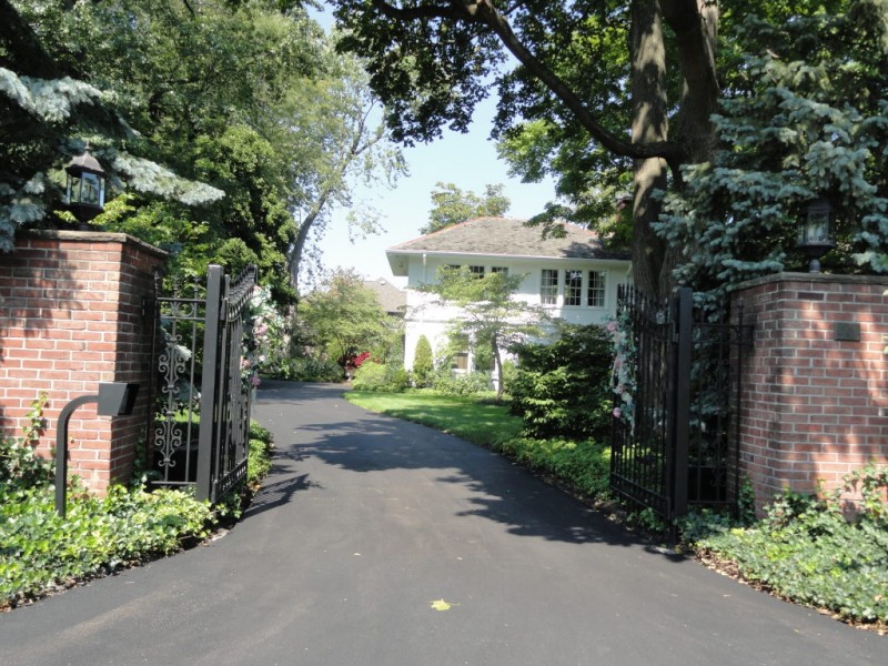 Historical Landmarks on Grosse Ile Hidden in Plain View (PHOTOS