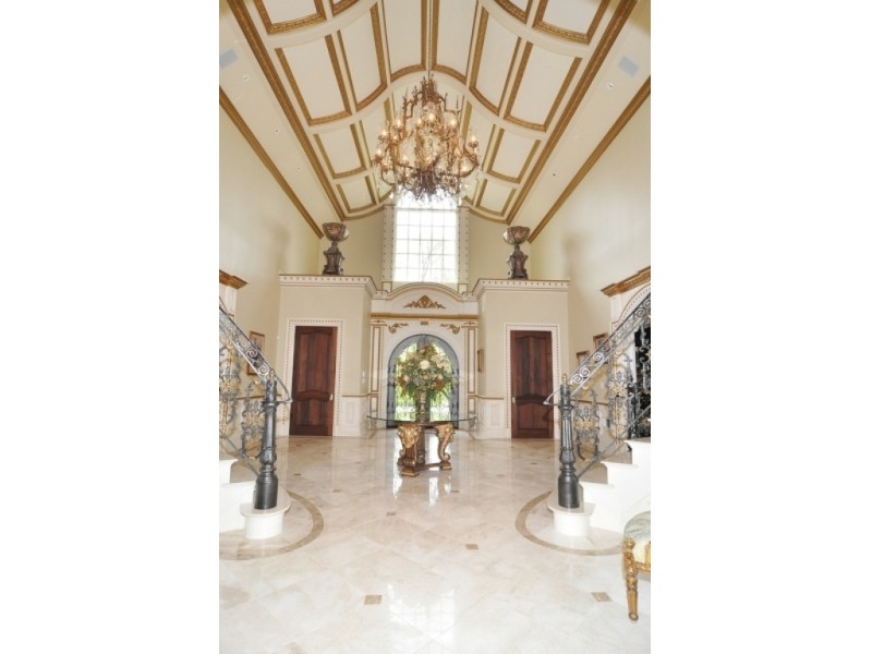 Melissa Moving To Franklin Lakes After Selling 3.8M Mansion