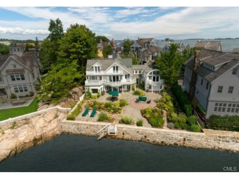 Bell Island Home Offers Waterfront, Views of NYC Skyline Norwalk, CT