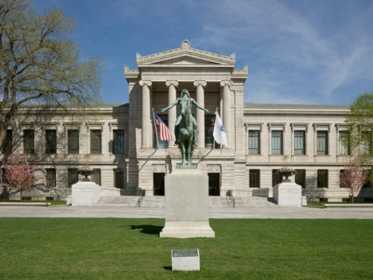 Bank Of America Merrill Lynch Customers Get Free Museum Admission