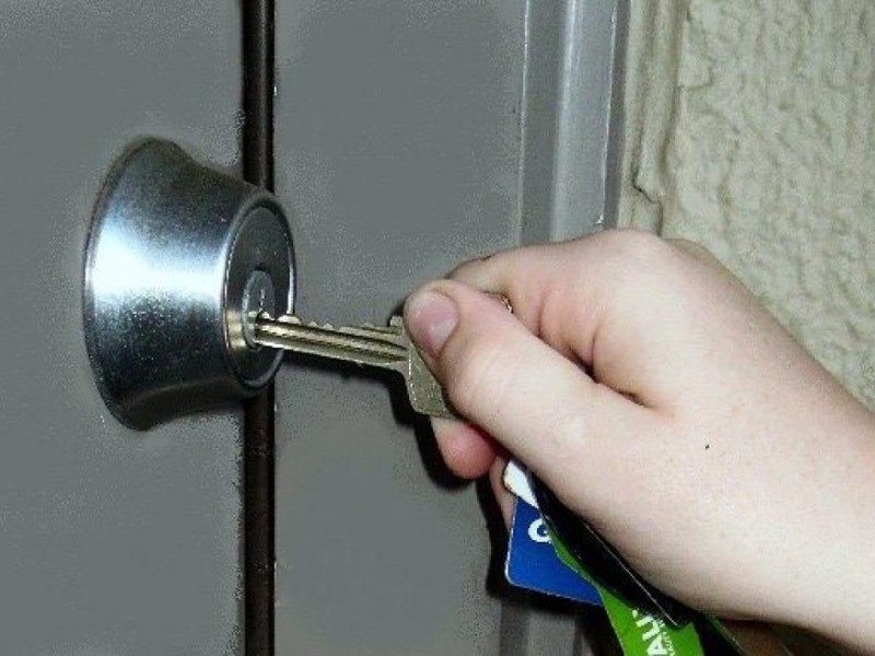 Home Alone The Pros And Cons Of A Latchkey Generation Bradenton, FL