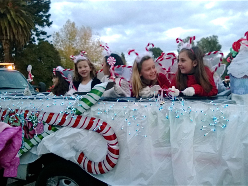 Photo Gallery Hometown Holiday Parade Pleasanton, CA Patch