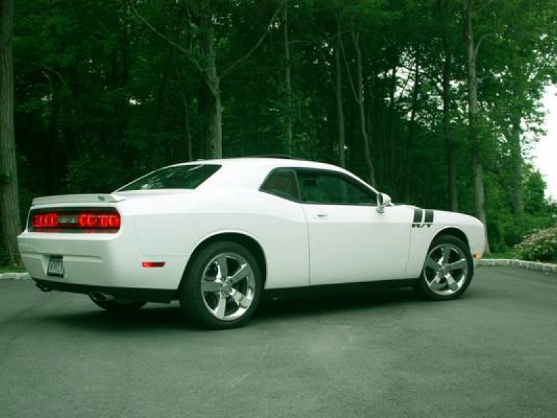 Craigslist Finds Christmas Tree 2009 Dodge Challenger Port
