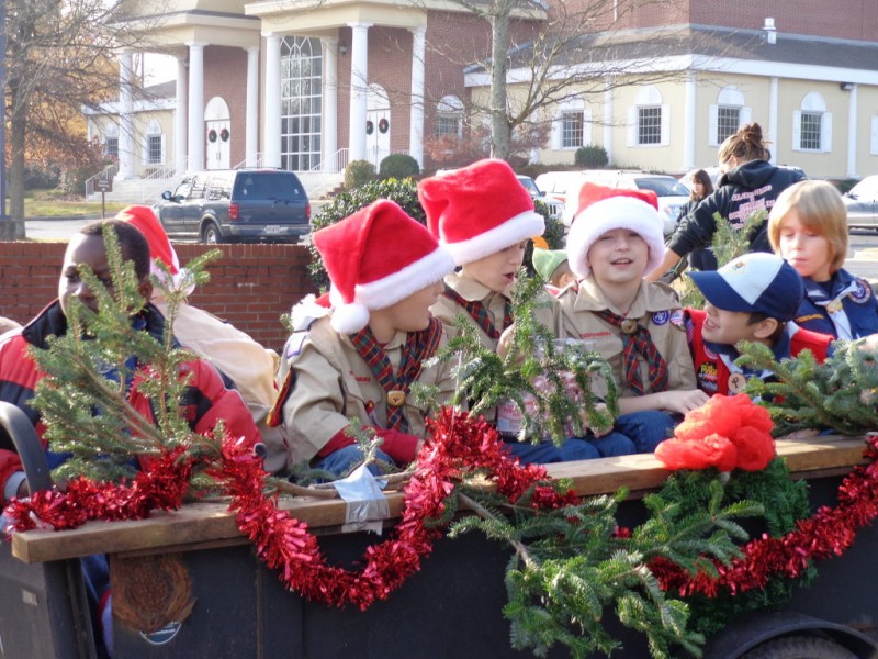Christmas Marches Through Lilburn Lilburn, GA Patch