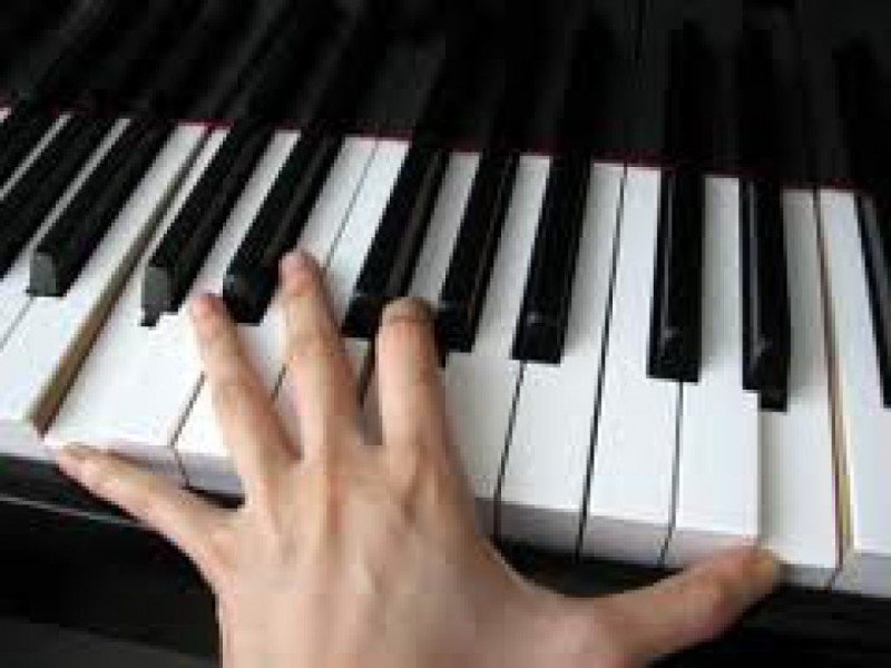 Piano Technique: The big hand/little hand/long fingers/short fingers