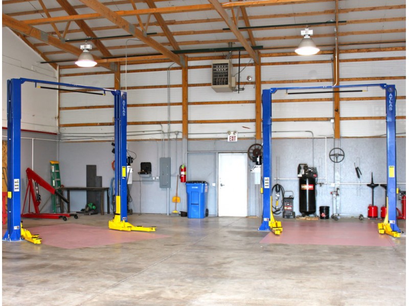 Minooka's Self Serve Auto Shop Is First of its Kind in Illinois