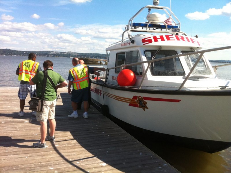 [PHOTOS] Car Plunges Into Hudson River at Nyack Boat Launch Nyack, NY