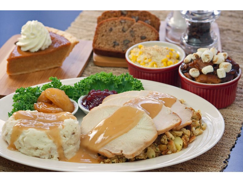 Hof's Hut Restaurant Celebrates Thanksgiving With Traditional Dinner ...