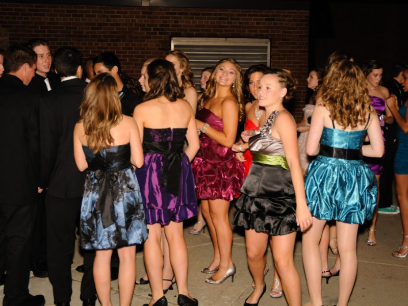 IN PHOTOS Utica High School Goes Glam for Dance Shelby