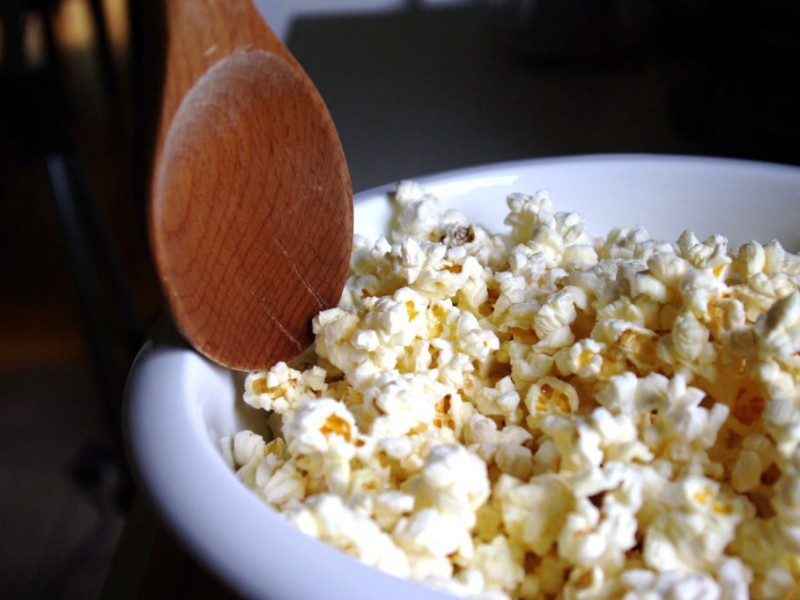 Homemade Farm Fresh Popcorn: Popped From Dried Corn On The Cob ...