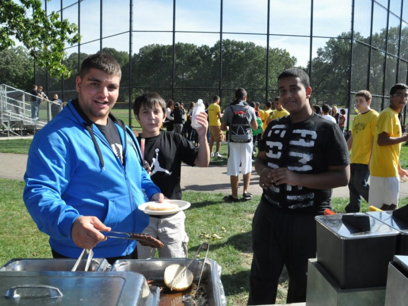 PHOTOS: Edsel Ford Freshman Tailgate Features Twinkies, Tug of War