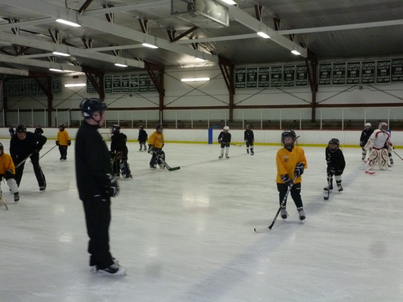 PHOTOS Ice Hockey at the Metropolis Skating Rink Canton, MA Patch
