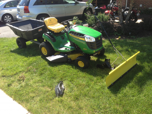 John Deere D110 19.5hp Yard Tractor with Dump Cart and 46' John Deere ...