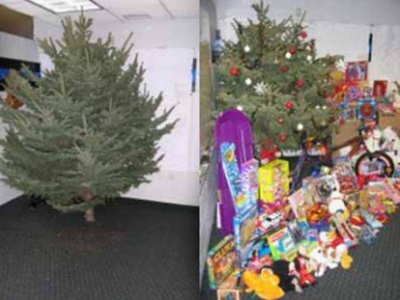 Lakeville Police Department Continues Toys For Tots Tradition Lakeville Police Department Continues Toys For Tots Tradition 0