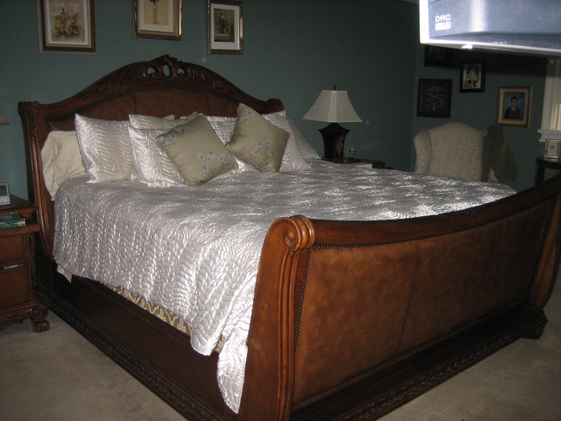 Pulaski Wood Leather King Size Sleigh Bed Plainview Ny Patch