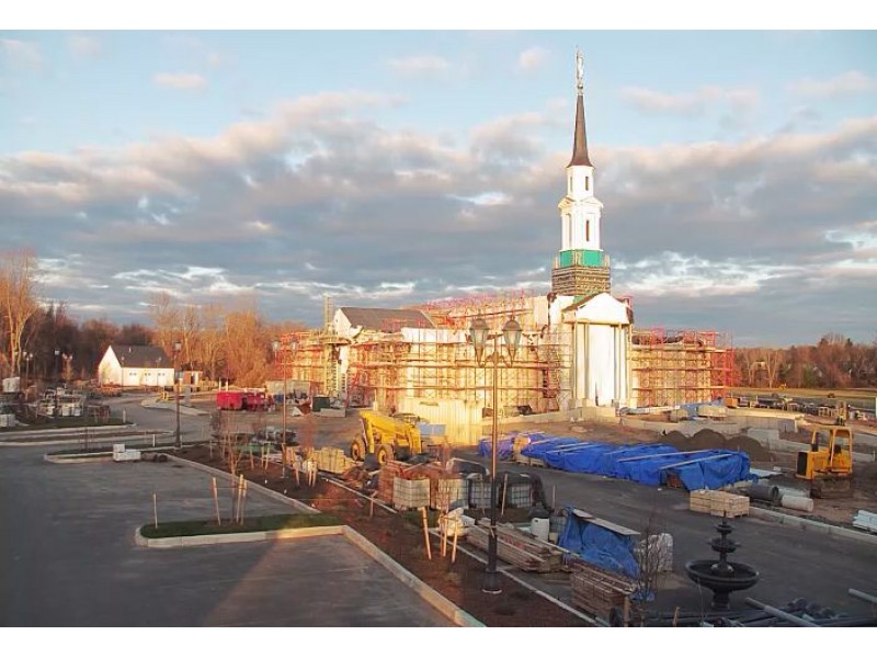 Public Invited to Tour Mormon Temple in Farmington Before Its