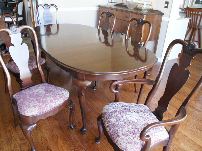 Ethan Allen Georgian Court Dining Room Table Hutch Chairs Pads Ethan Allen Georgian Court Dining Room Table Hutch Chairs Pads St Charles Il Patch