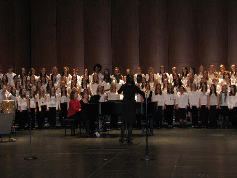 GALLERY, VIDEO: St. Michael-Albertville High School, Middle Schools Sing it Loud | St. Michael ...