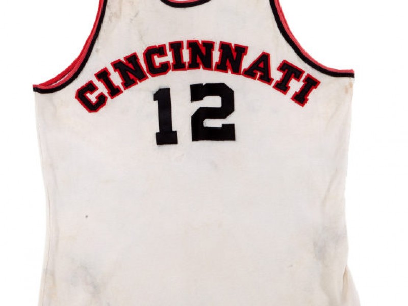 Basketball Hall of Famers Memorabilia Auction Laguna Niguel, CA Patch