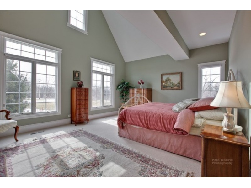 Wow House! Two Master Bedrooms, Six Car Garage, Giant Yard Downers