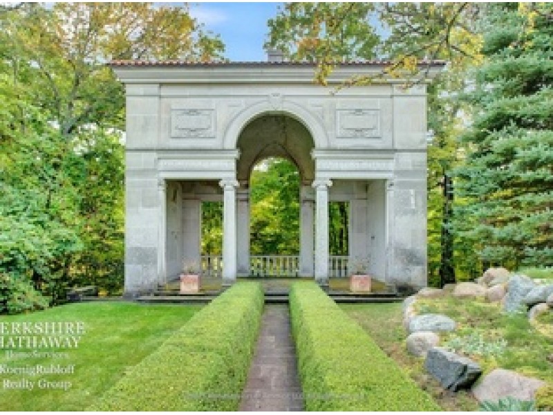 Wow! House House on Historic McCormick Estate for 6.75 Million Lake