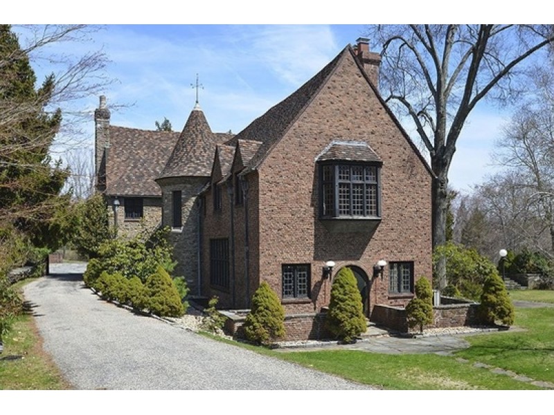 West Hartford WOW House Majestic Tudor Home Situated on 5 Acres West