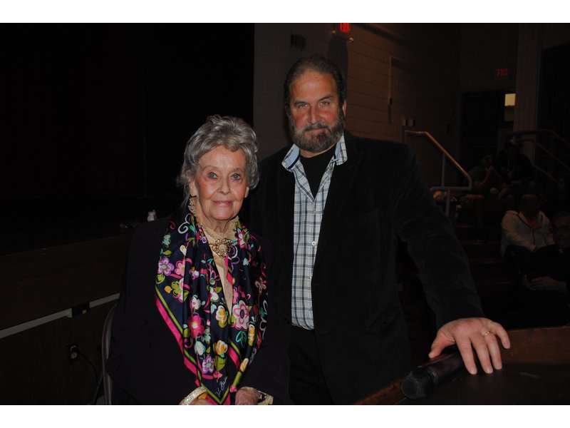 Ghost Hunter Lorraine Warren Serves Up Scary with a Side 