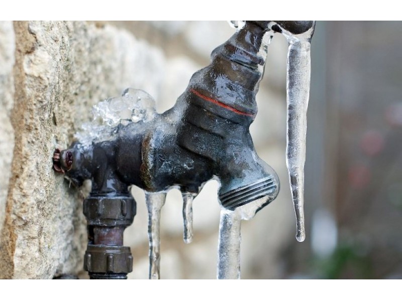 How do you thaw frozen water lines?