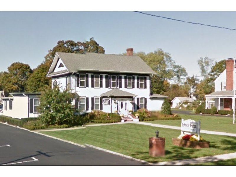 Patrick J. Restivo, Westhampton Beach Dentist, Dies