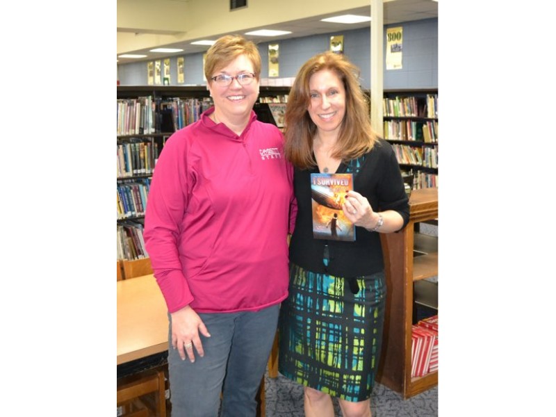 Author Lauren Tarshis Speaks to District 102 Third and Fourth Graders