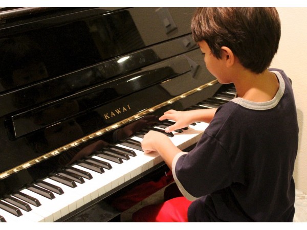 how-playing-music-can-impact-your-child-s-brain-development-old-town