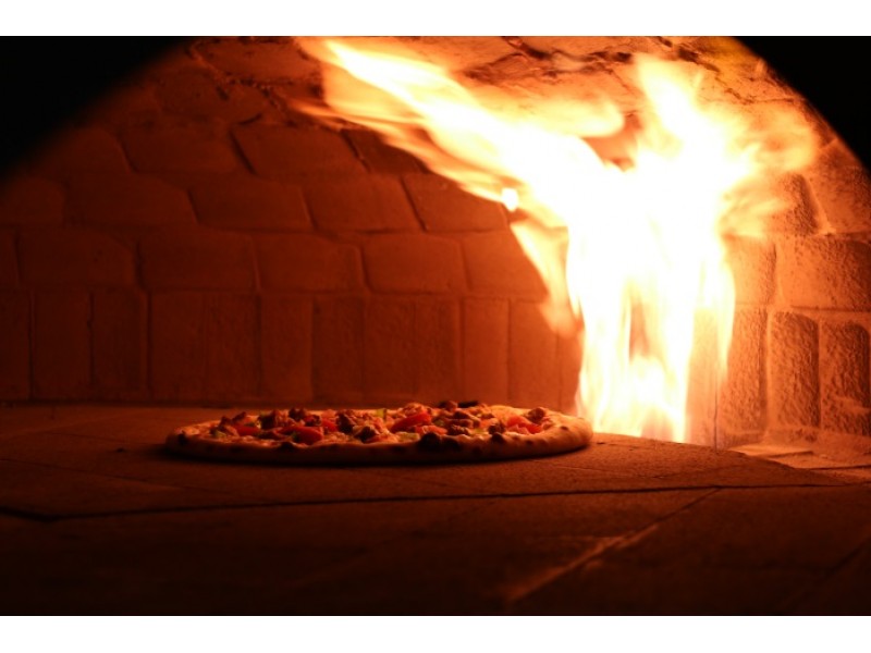 1000 Degrees Neapolitan Pizza Opens First California Location in Cupertino
