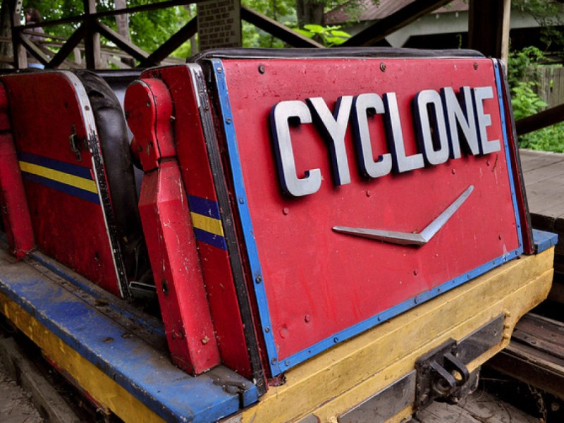 cyclone roller coaster toy