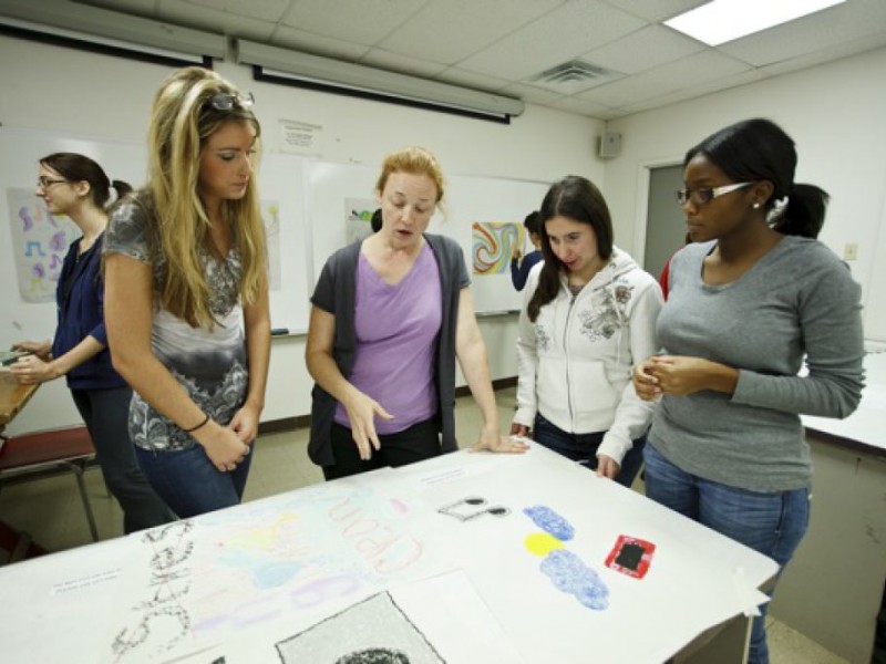Cedar Crest College Launches New Master's of Art in Art Therapy Program