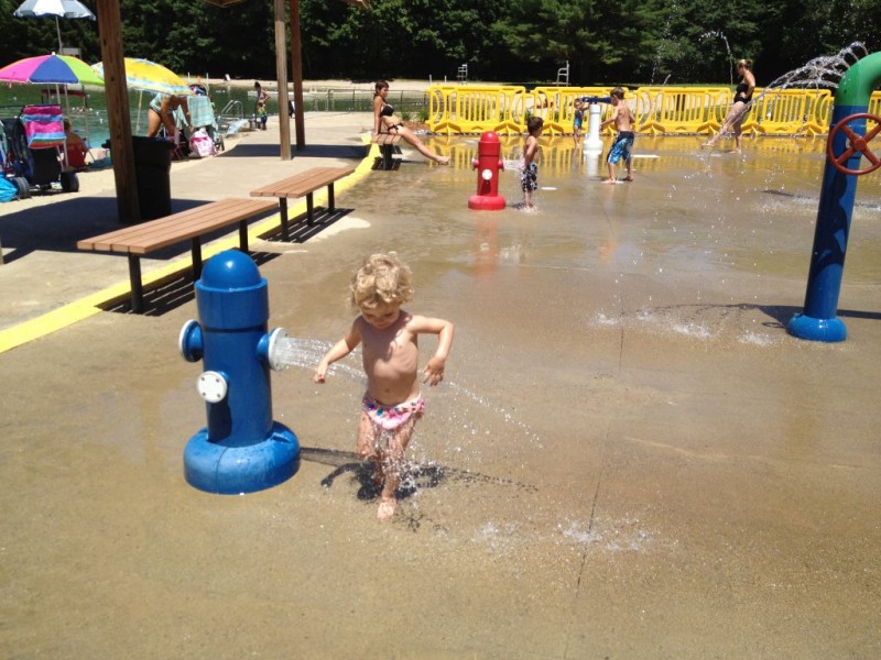 Water Playgrounds, Sprinkler Parks and Beaches Near Stoneham [MAP