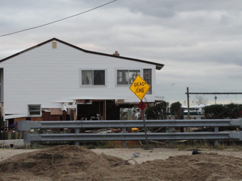 Photos Devastation South of Shore Rd. in Lindenhurst Lindenhurst, NY