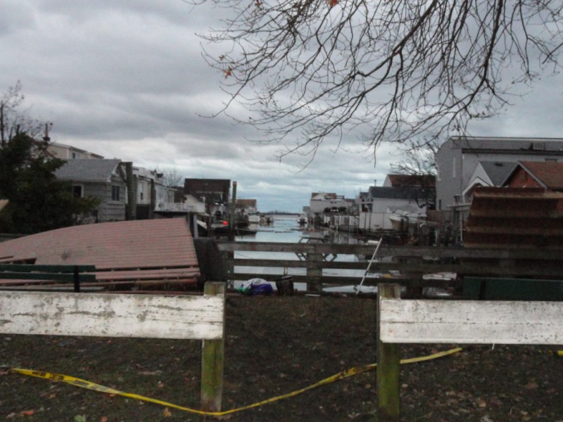 Photos Devastation South of Shore Rd. in Lindenhurst Lindenhurst, NY