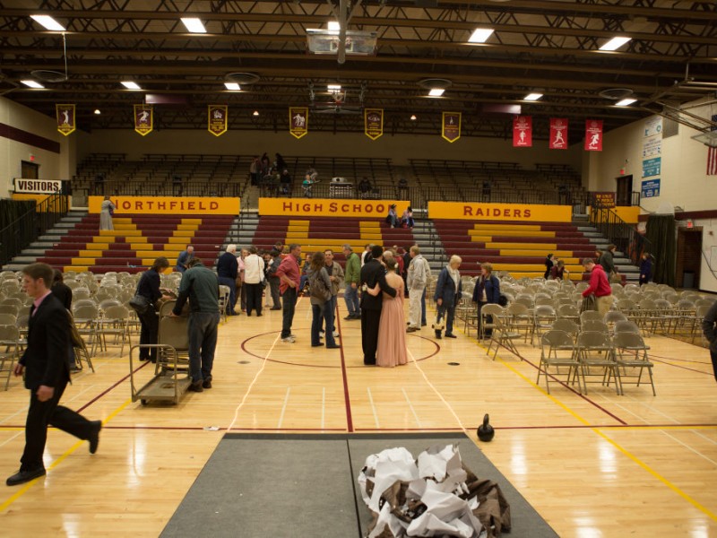 PHOTOS Students Prepare For Northfield High School Prom Northfield