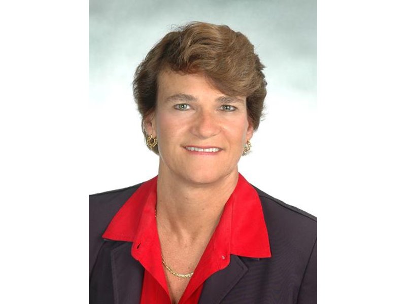 Kim Stephens Earns RE/MAX Platinum Club Award Sarasota, FL Patch