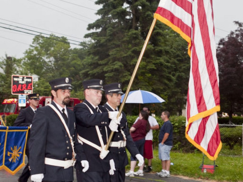 Despite Rain, Yorktown Fireman's Parade Entertains Video and Slideshow