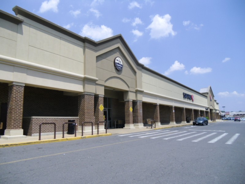 Safeway Grocery Stores Launch Gas Rewards Program West End Alexandria